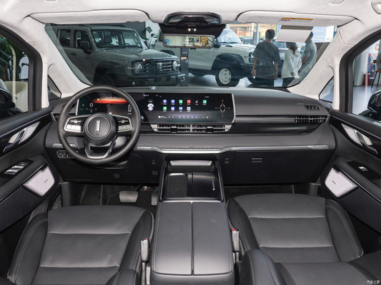 Vivi il meglio dei due mondi con il veicolo elettrico ibrido WEY Gaoshan DHT PHEV