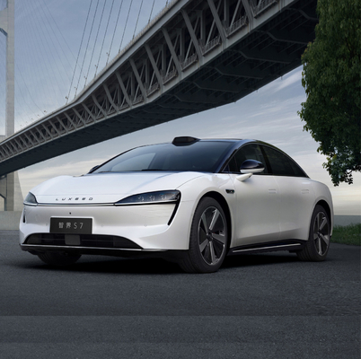 210 KM/h Velocità massima Huawei Chery LUXEED S7 Electric Auto Sedan 4 porte 5 posti ibrido