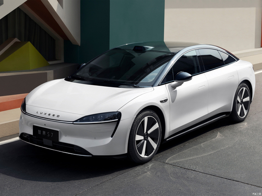 210 KM/h Velocità massima Huawei Chery LUXEED S7 Electric Auto Sedan 4 porte 5 posti ibrido