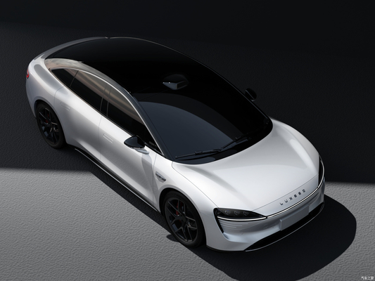 210 KM/h Velocità massima Huawei Chery LUXEED S7 Electric Auto Sedan 4 porte 5 posti ibrido