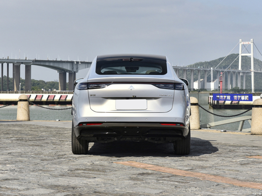 Veicolo elettrico energetico 670 km a trazione posteriore Versione UHV per struttura di carrozzeria a 5 posti