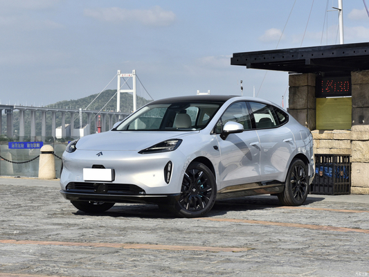 Veicolo elettrico energetico 670 km a trazione posteriore Versione UHV per struttura di carrozzeria a 5 posti