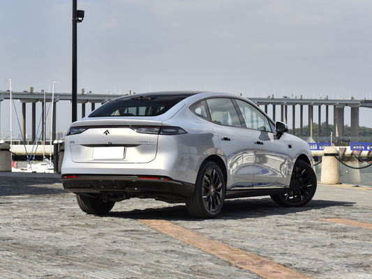 Veicolo elettrico energetico 670 km a trazione posteriore Versione UHV per struttura di carrozzeria a 5 posti