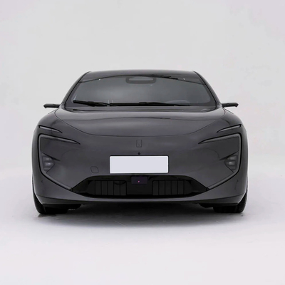 Modello 2023 Avatar 12 SUV a doppio motore e 425 kW di potenza totale lanciato da Huawei Changan