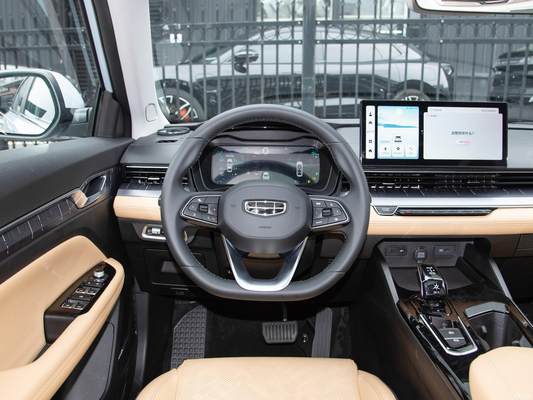 Geely Emgrand L HiP ibrida 5 posti berlina 100KM Electric Range Left Drive 5 posti