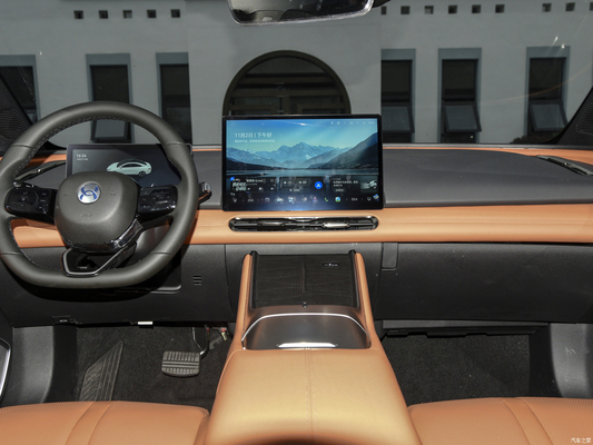 520KM CLTC Left Drive 2024 Hycan A06 PLUS Pure Electric Luxury Car per le prestazioni