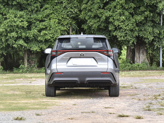 2024 Toyota Bz4x 4WD SUV elettrico con 560KM Range 160KM/h Velocità massima 4690*1860*1650mm