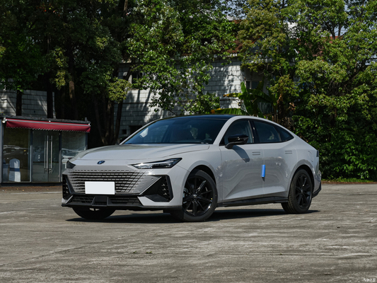 2023 Changan Uni-v 1.5T hatchback berlina a benzina con controllo di velocità ACC come immagine