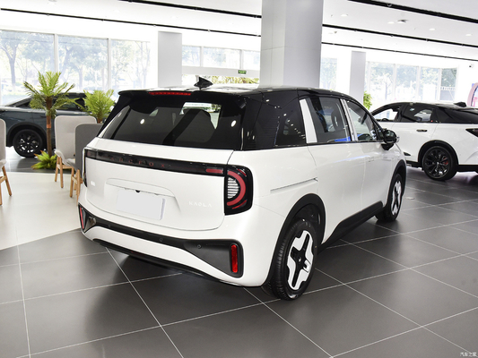 2023MPV ARCFOX KALA Veicolo elettrico a 5 porte e 4 posti con potenza motoria di 200 kW e garanzia
