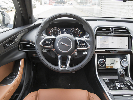 2024 Jaguar XEL 2.0T 250PS Sedana sportiva aggressiva con ABS Sì e 8 cambio in avanti