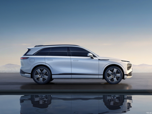 Alta velocità 5 posti Luxury Pure Electric SUV Car 2022 2024 Xpeng G9 650 Max Dual Motor 4X4