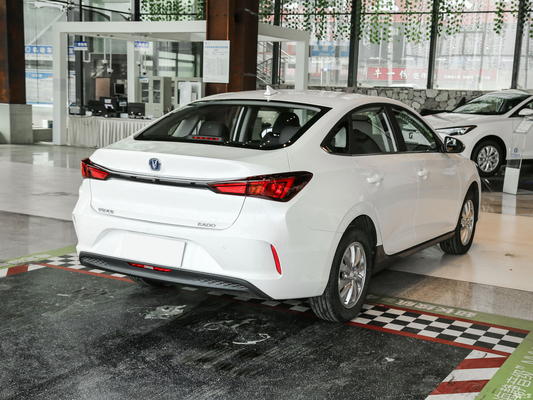 145KM/h Velocità massima Changan Eado EV460 Batteria al litio ferro fosfato Veicolo elettrico