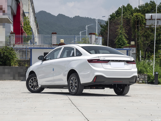 Geely Geometry Una berlina elettrica da 410 chilometri con velocità massima di 150 KM/h