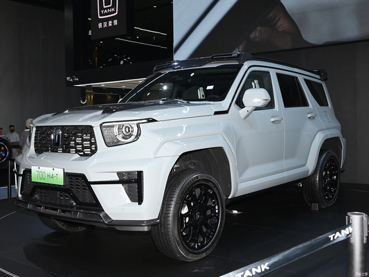 Tank 700 Hi4-T 2024 SUV ibrido con potenza motore di 120 kW e struttura della carrozzeria a 5 porte e 5 posti