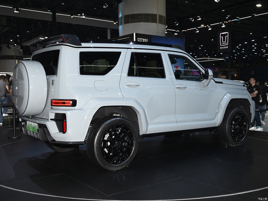 Tank 700 Hi4-T 2024 SUV ibrido con potenza motore di 120 kW e struttura della carrozzeria a 5 porte e 5 posti