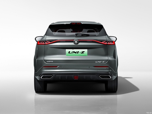 Changan UNI-Z Hybrid 4WD Veicolo 125km Pure Electric Cruise Range con guida sinistra
