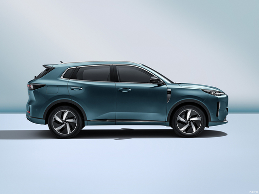 Changan Qiyuan Q05 125 MAX Hybrid Ev auto Batteria al litio Prodotta a massima velocità 180 KM/h