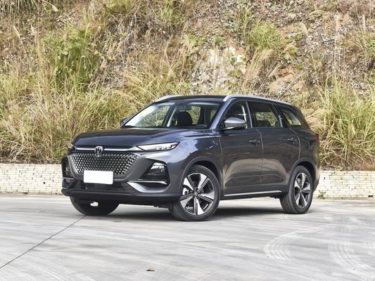 2024 Changan X7 Plus 7 posti auto a benzina con 1.5T automatico velocità massima di 190 KM/h