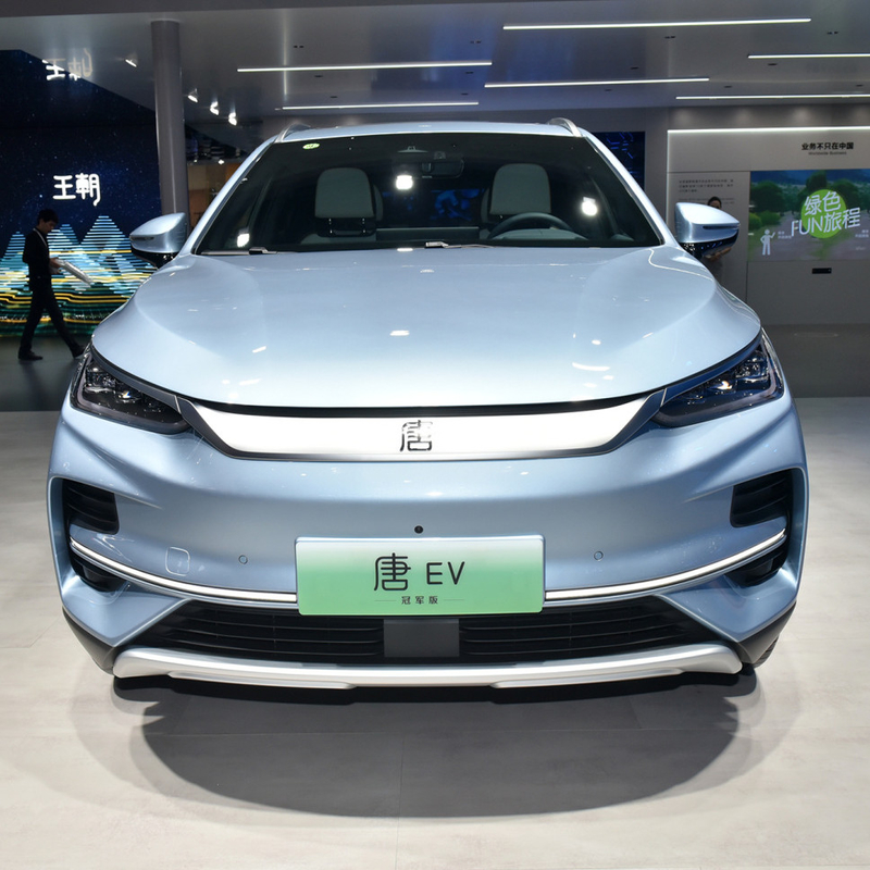 2023 BYD TANG EV SUV 4WD AWD con autonomia elettrica di 635 KM e tempo di ricarica veloce di 0.5H