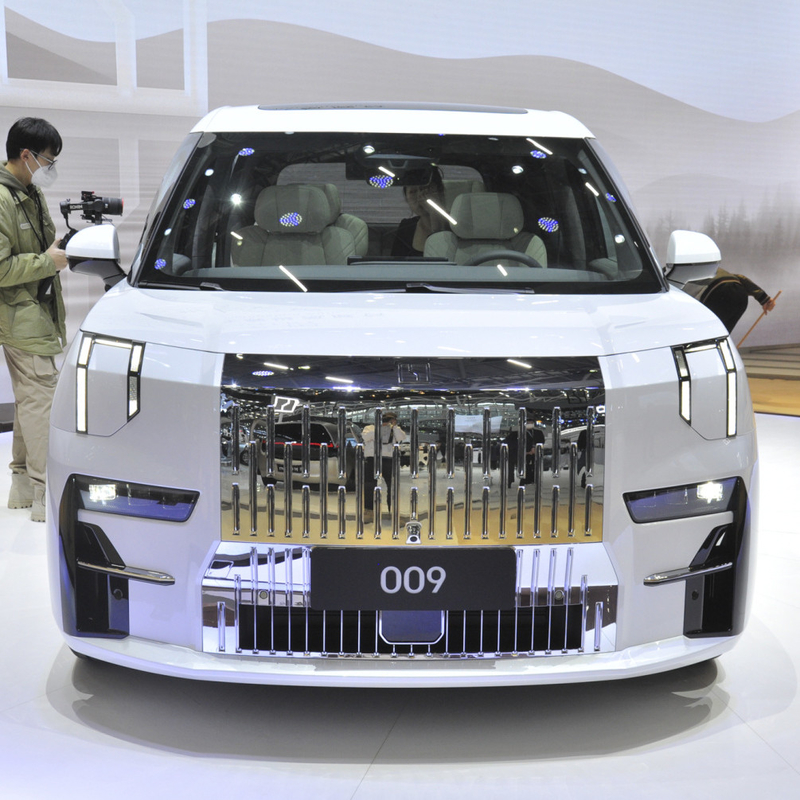Adattamento del sedile del co-pilota elettrico 2022 Geely Zeekr 009 MPV WE ME 702KM 822KM EV Car