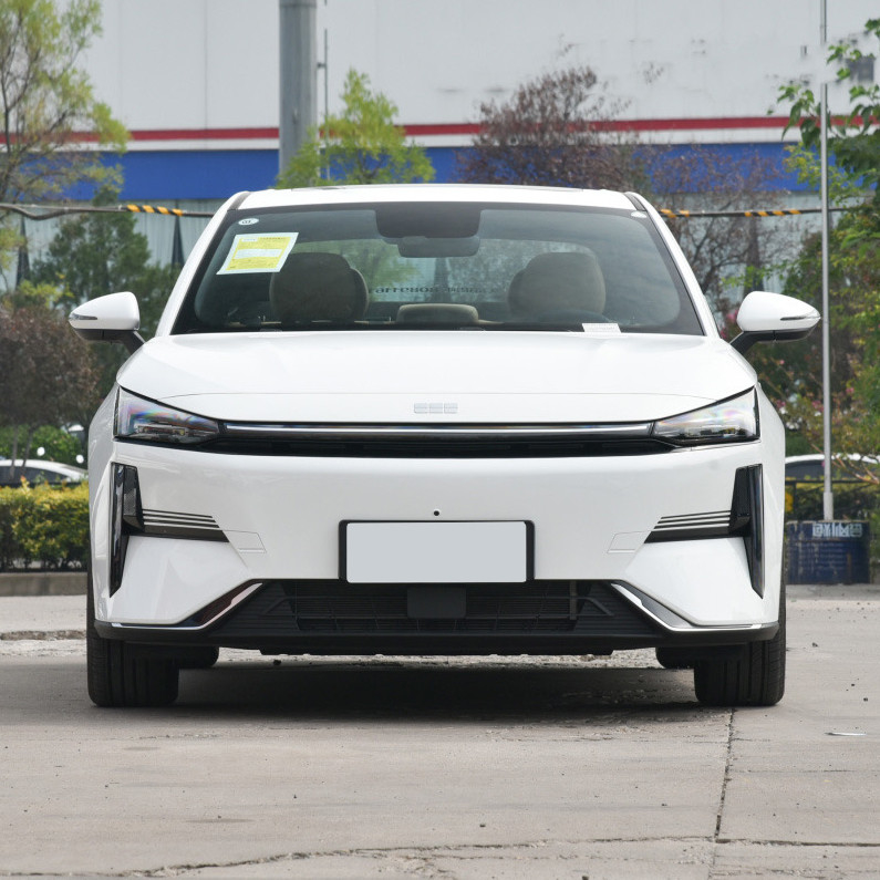 Geely Galaxy L6 2023 60km Hybrid PLUS Sedan Come immagine 1.5T Electric Car per CLTC 60k