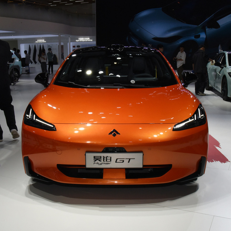 Il 2023 GMC Aion Hyper GT RWD, l' ultima auto sportiva elettrica per il mercato dei veicoli ad energia.