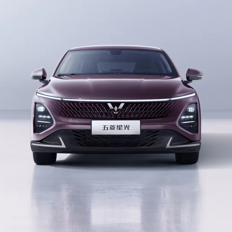 Miglior scelta 2023 Wuling Starlight Sedana elettrica ibrida 4 porte 5 posti monomotore