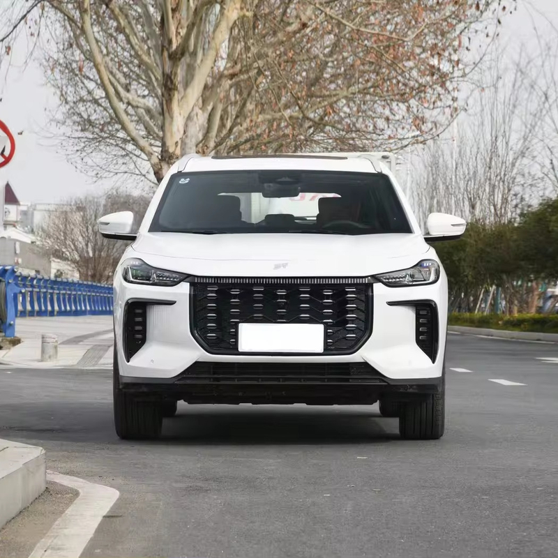 199KW Potenza totale del motore Dual Motor Jietu X70 C-DM 1.5T Long Range Pro 5-Seat Plug-In Hybrid